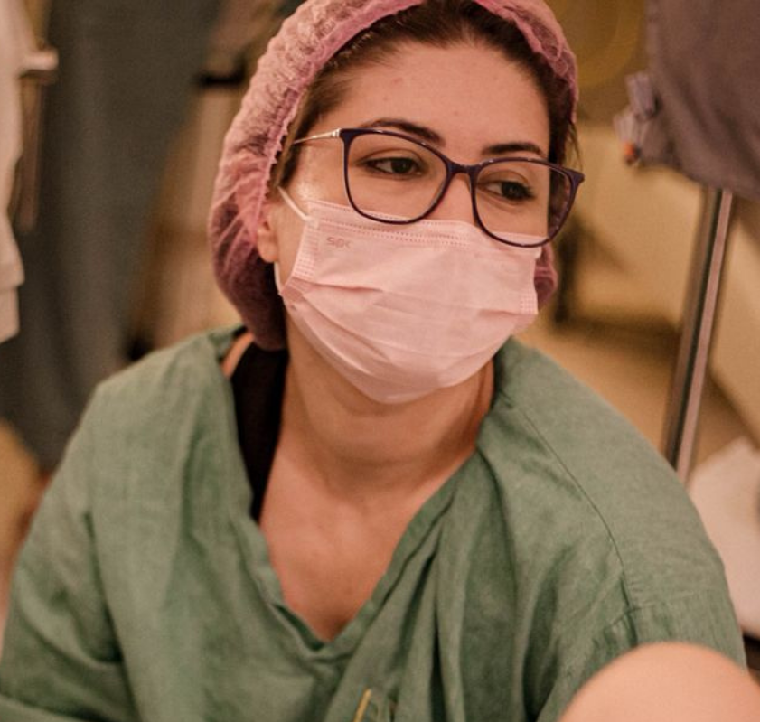 Foto da enfermeira obstetra Katia França